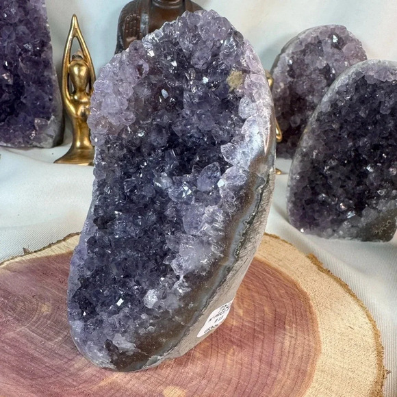 Druzy Rainbow Amethyst from Brazil - Picture 3 of 6